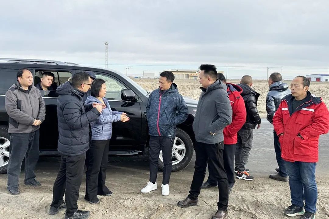 Chairman Xiao Ning Conducts On-Site Supervision of Environmental Rectification at Chaerhan Salt Lake